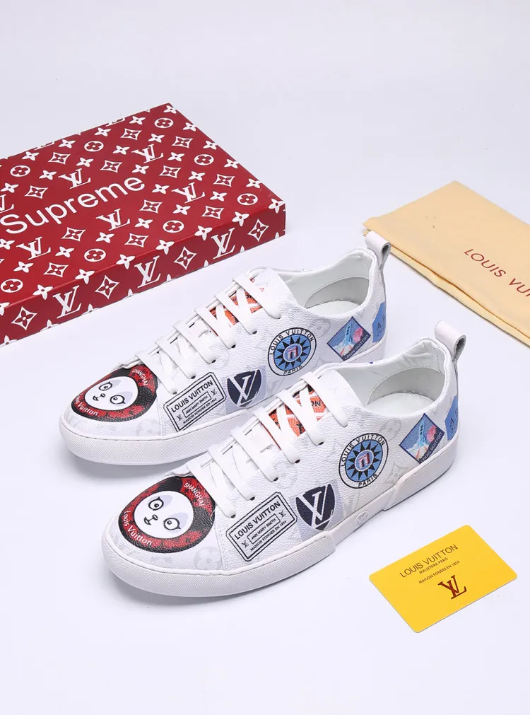 Factory price: 360💰【LV】Animal series limited edition low-top sports shoes for men, L classic print, new autumn and winter style, original replica, 1:1 Counter quality, the fabric is Italian 🇮🇹 imported cowhide ➕🇮🇹 pure sheepskin lining ➕ original outsole, 🔍🔍 high quality, you can go in and out of the counter at will, welcome to compare, the outsole line will never be unglued, all sellers are welcome to sell in the picture above, can be shipped in one piece, code number: 38-44 (45 codes can be customized)
